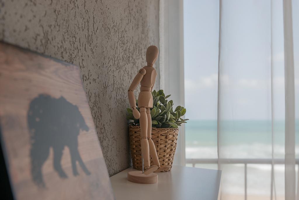 Dream On The Beach Haifa Exterior foto